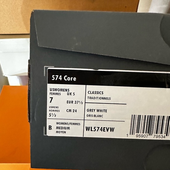 New Balance 574 Core - Picture 4 of 4